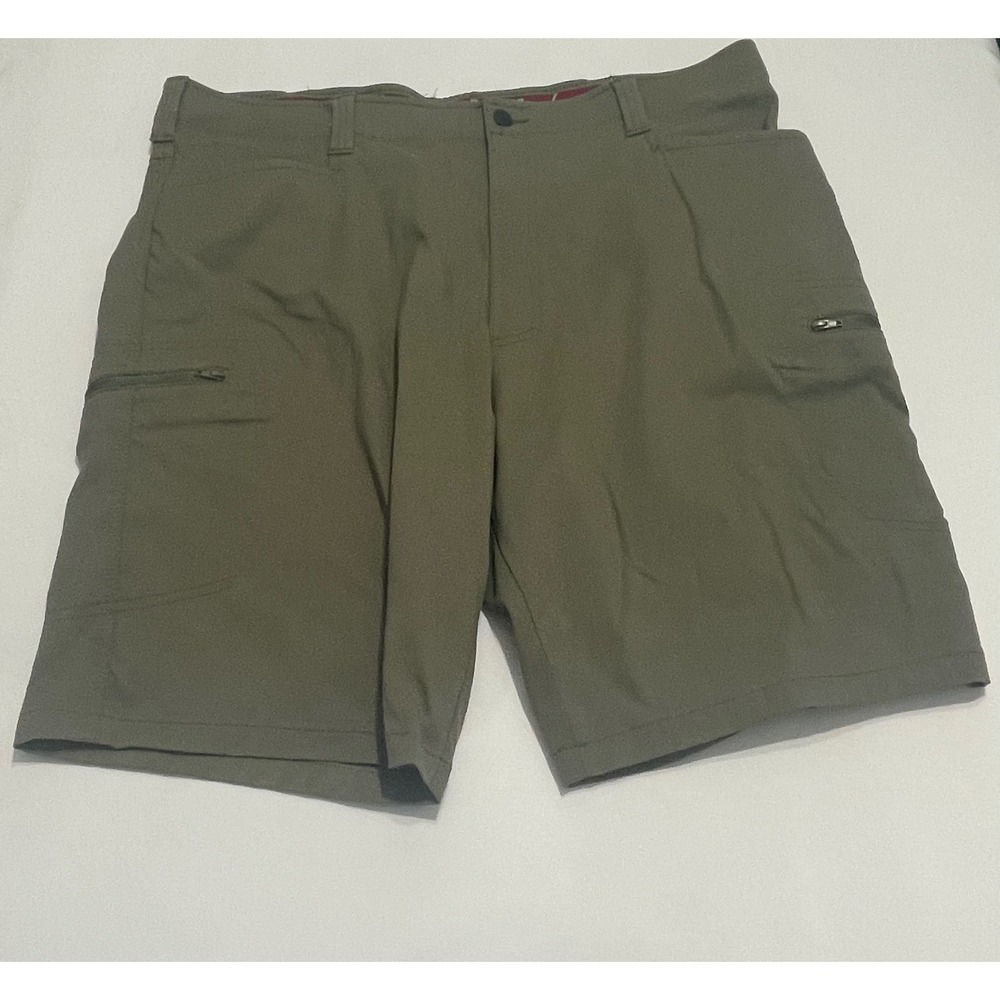 Wrangler Men's Cargo Hiking Shorts Olive Green Performance  Zip Pocket Size 40